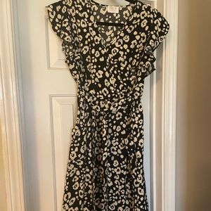 Leopard flutter sleeve midi dress